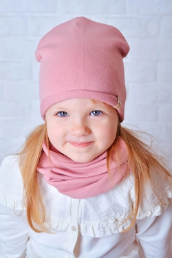 Розовая шапочка для девочки Роуз (Упаковка, ростовка 52, 54, 56)