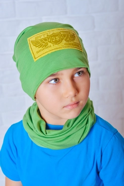 Однотонный набор шапка и хомут для мальчика Вэйн (Упаковка, ростовка 48-50-52)